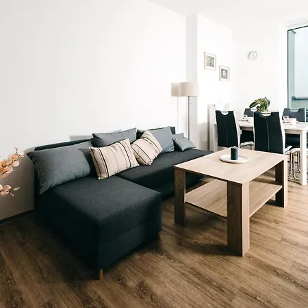 21 V Rezidenci Bily Lev Na Namesti 아파트 *